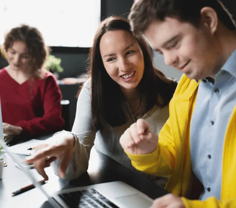 Rodzaje pracy dla niepełnosprawnych – gdzie mogą podjąć zatrudnienie?